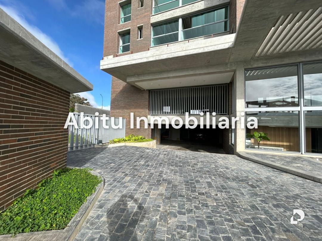 Apartment in Alto Hatillo, Caracas – 3