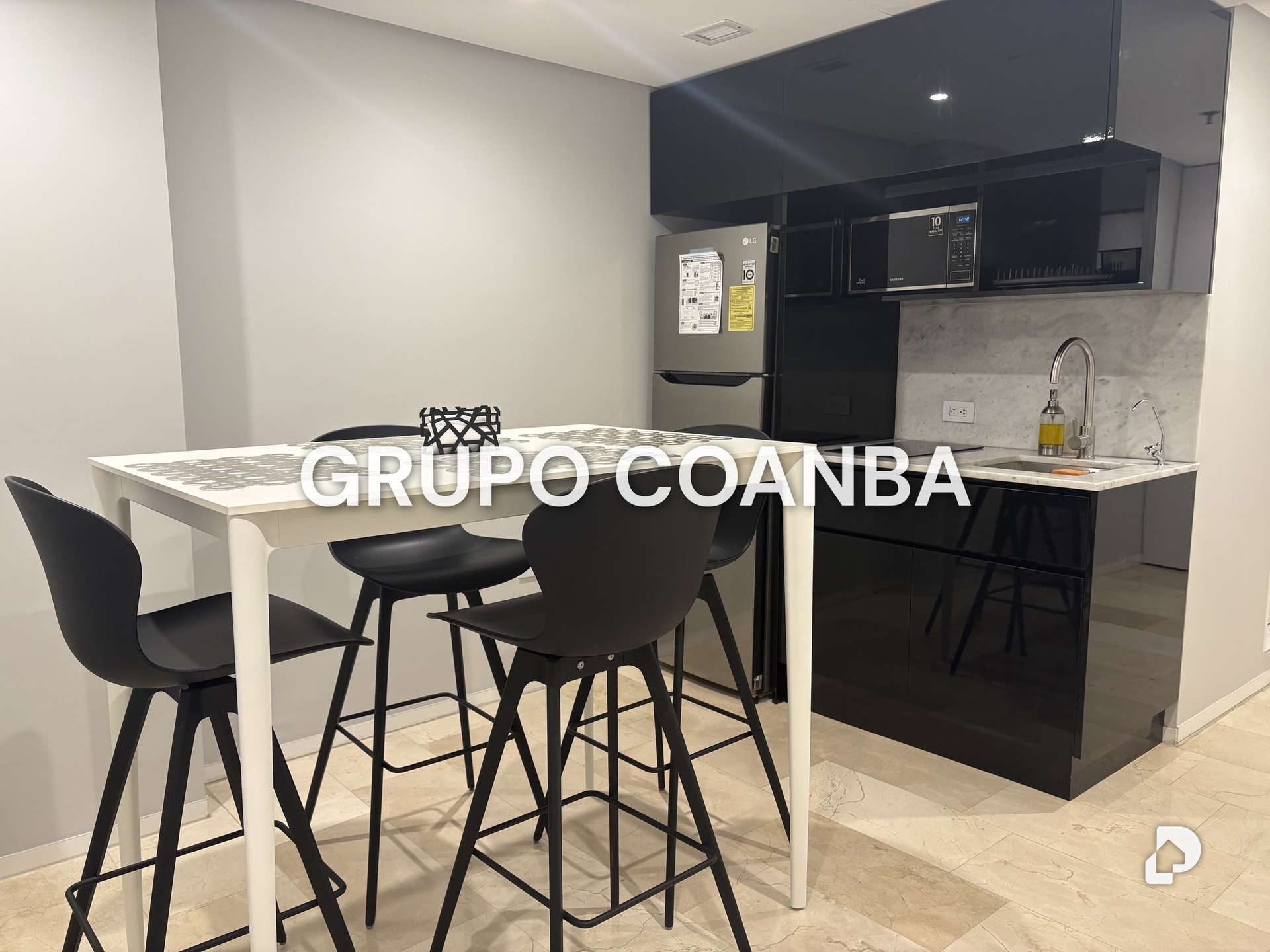 Oficina en Las Mercedes, Caracas – 4