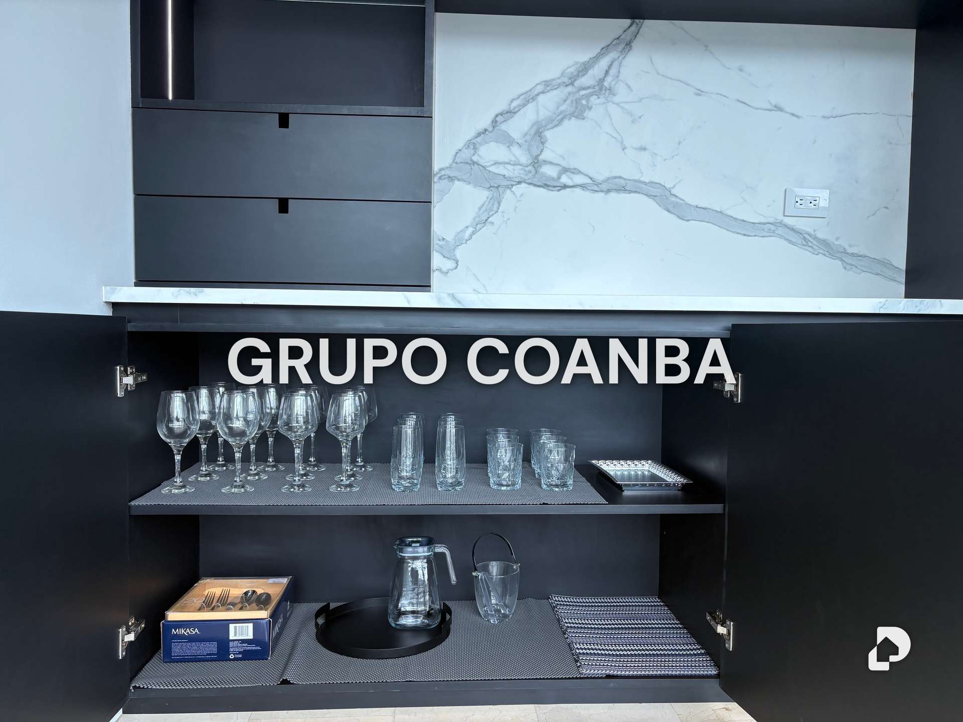 Oficina en Las Mercedes, Caracas – 17