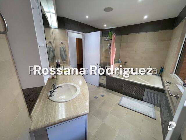 Apartamento en Los Chorros, Caracas – 15