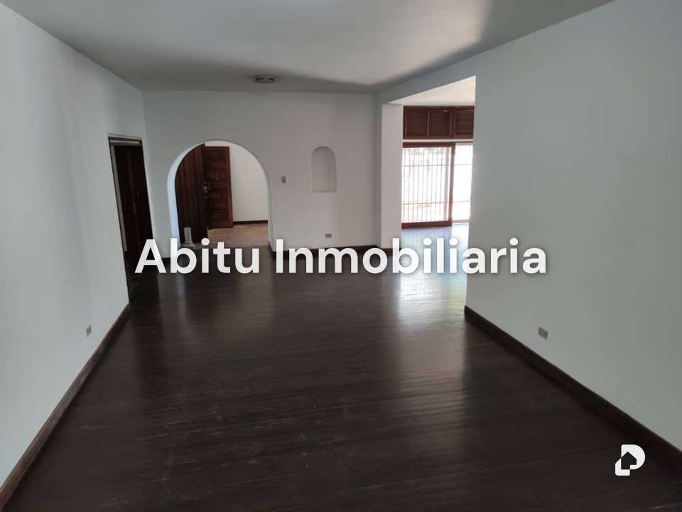 Casa en San Román, Caracas – 3