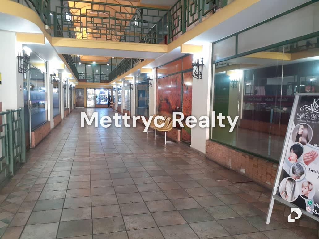 Local comercial en Av. Bolívar Norte, Valencia – 5