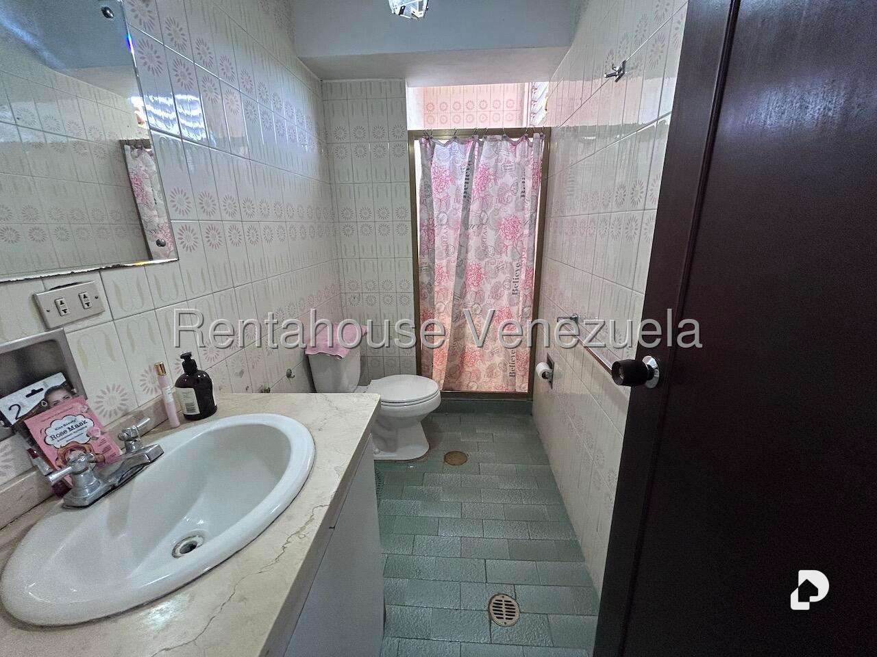 Apartamento en Los Naranjos (del Cafetal), Caracas – 18