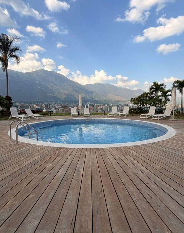 Apartamento en Las Mercedes, Caracas - 1