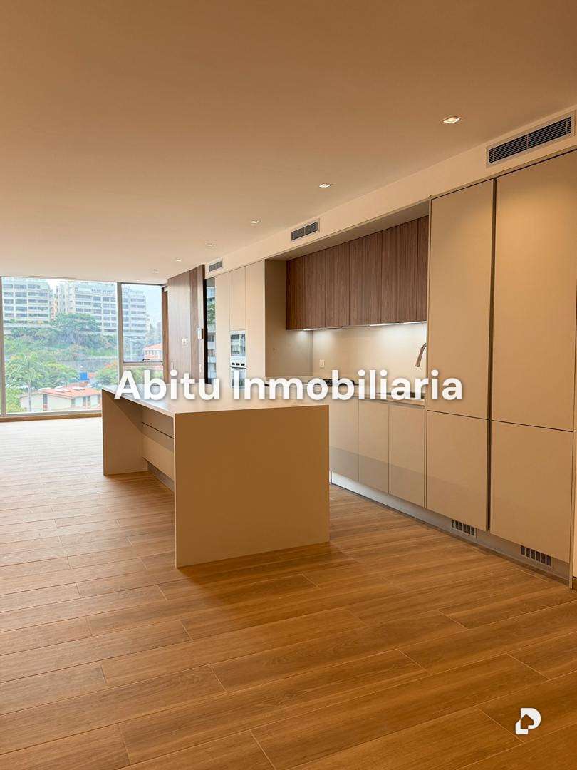 Apartment in Las Mercedes, Caracas – 4