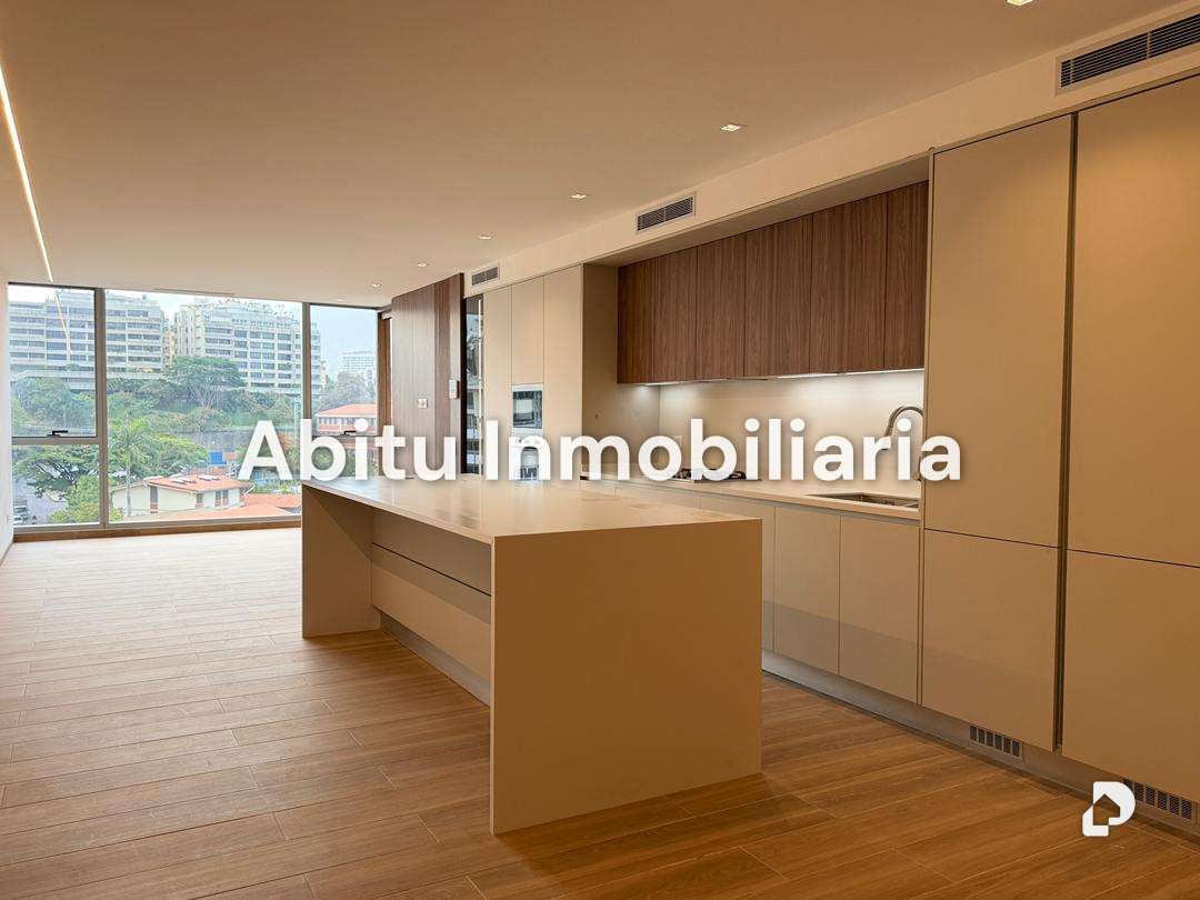 Apartment in Las Mercedes, Caracas – 3