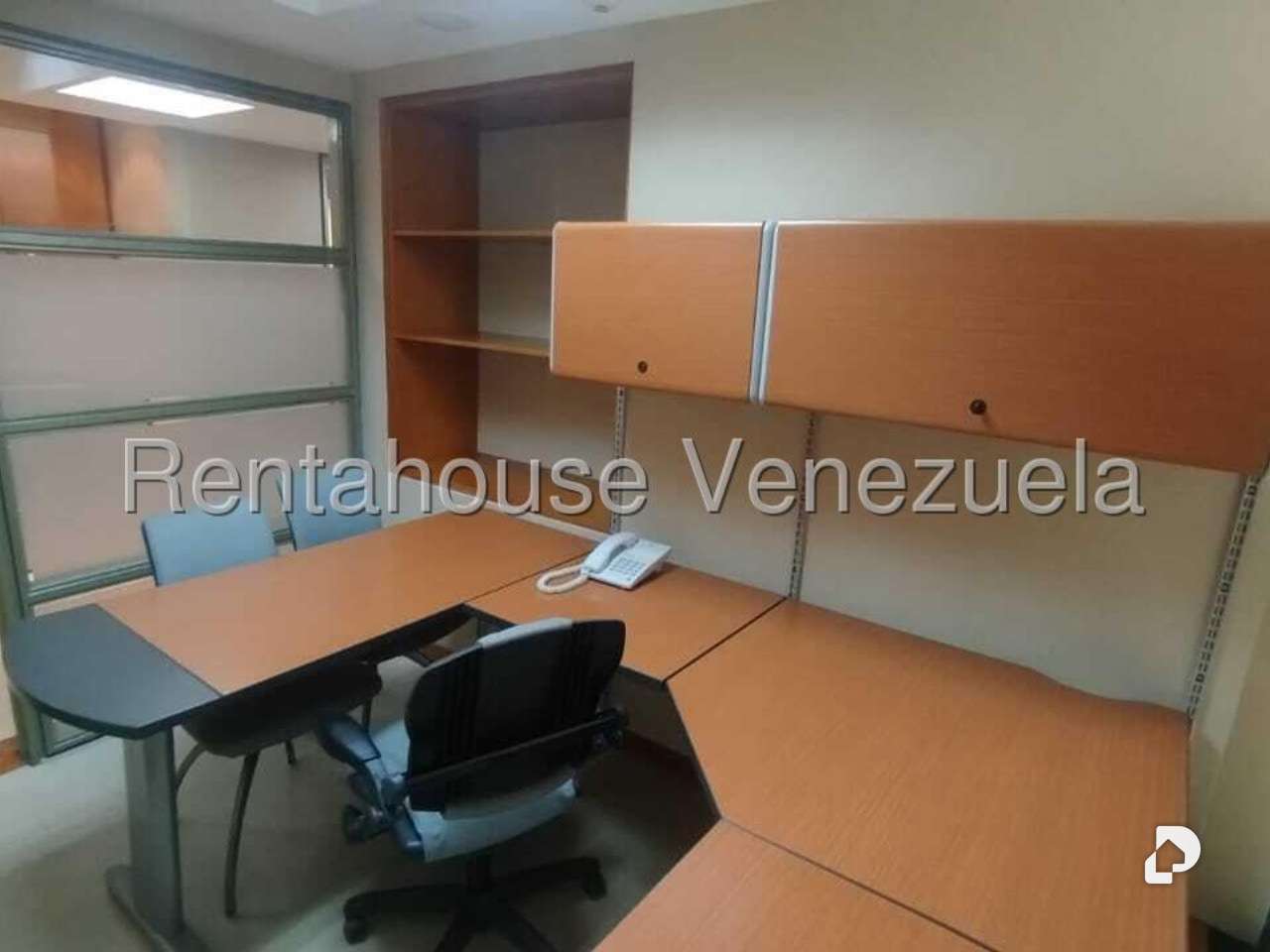 Oficina en Las Mercedes, Caracas – 9