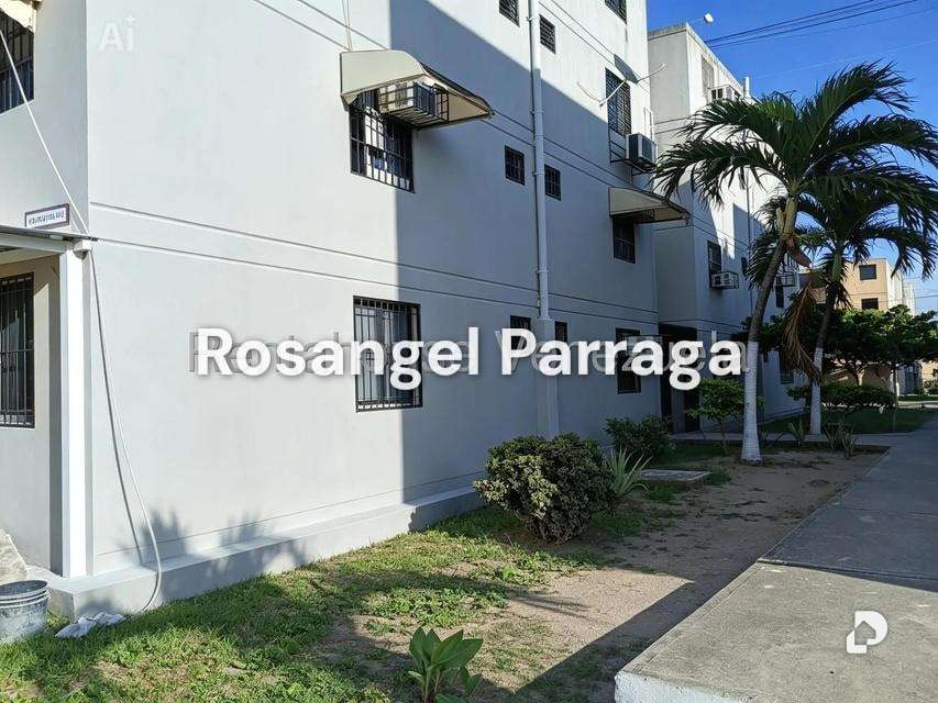 Apartamento en Buenaventura, Los Guayos – 1