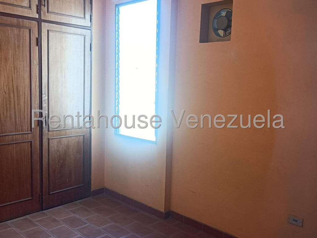 Casa en La Trigaleña, Valencia