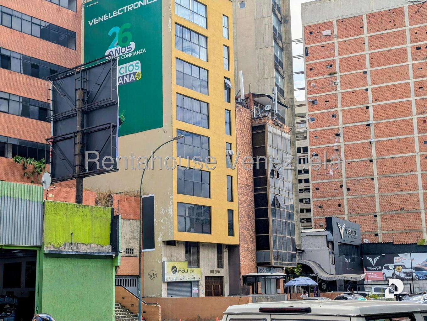 Local comercial en Chacaito, Caracas – 1