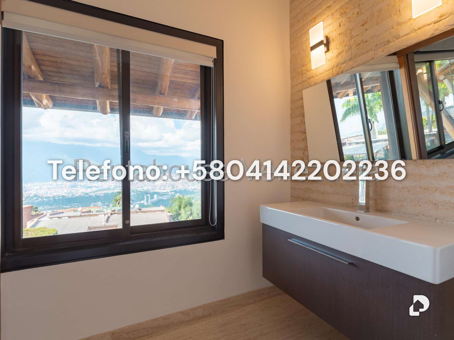 Casa en Alto Hatillo, Caracas – 32
