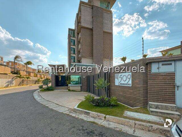 Apartamento en Alto Hatillo, Caracas – 2