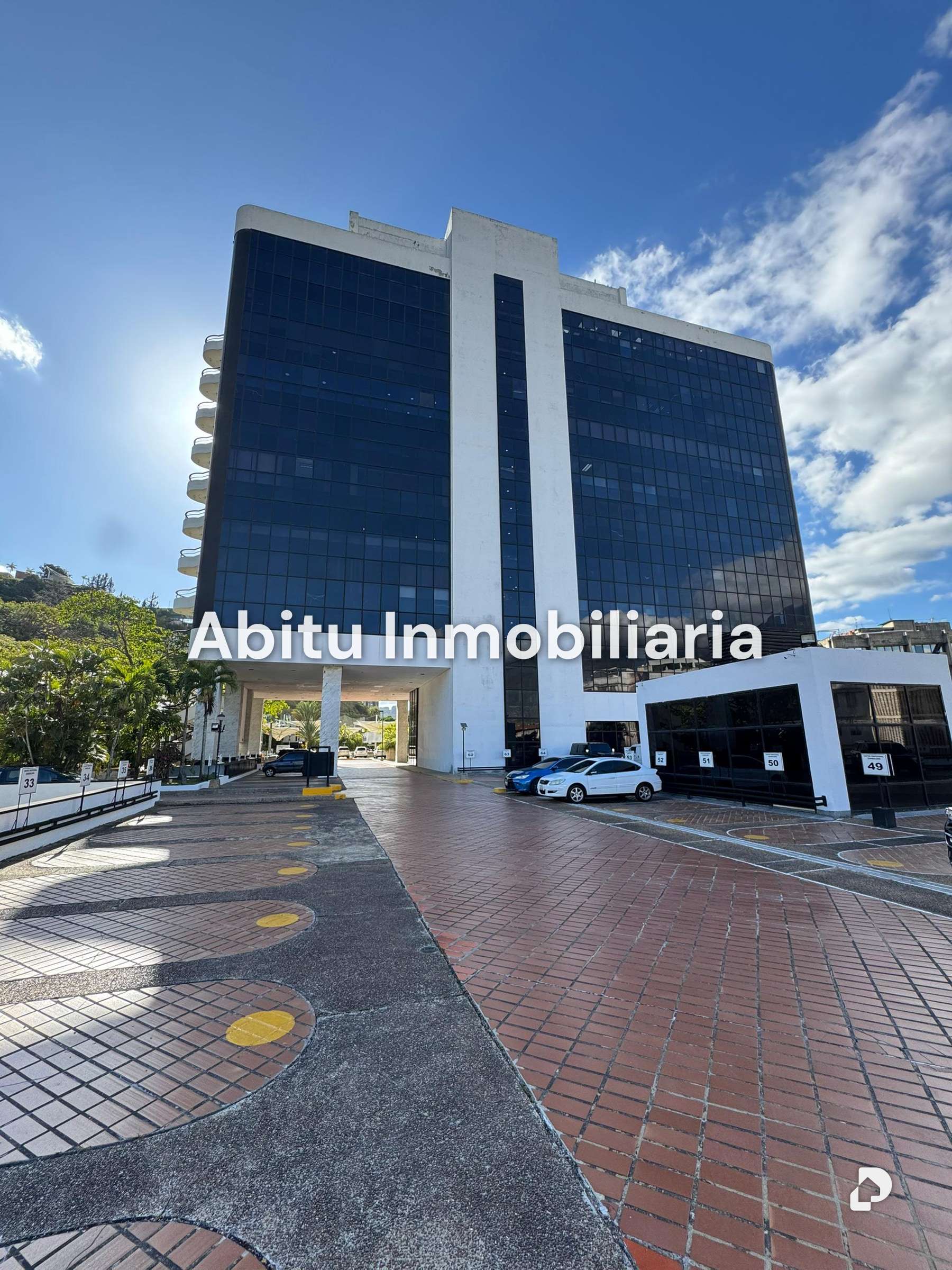 Oficina en Chuao, Caracas – 1