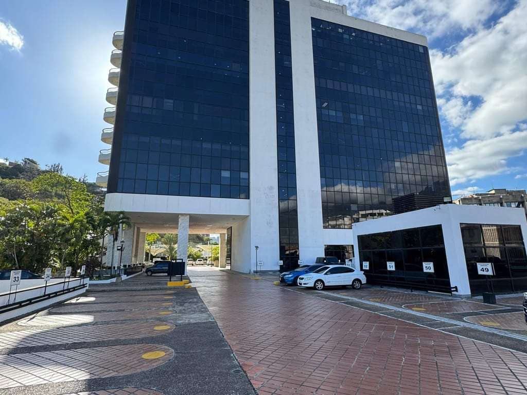 Oficina en Chuao, Caracas - 1