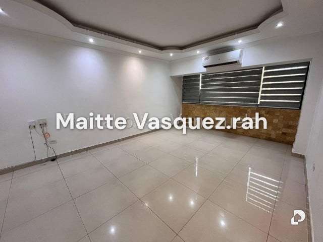 Apartamento en Urbanización El Centro, Maracay – 2