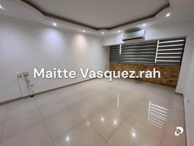 Apartamento en Urbanización El Centro, Maracay – 2