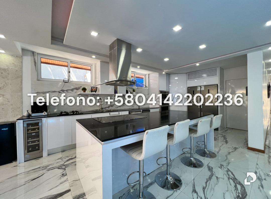 Casa en Prados del Este, Caracas – 14