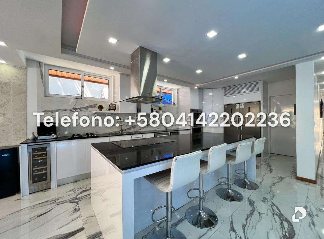 Casa en Prados del Este, Caracas – 14