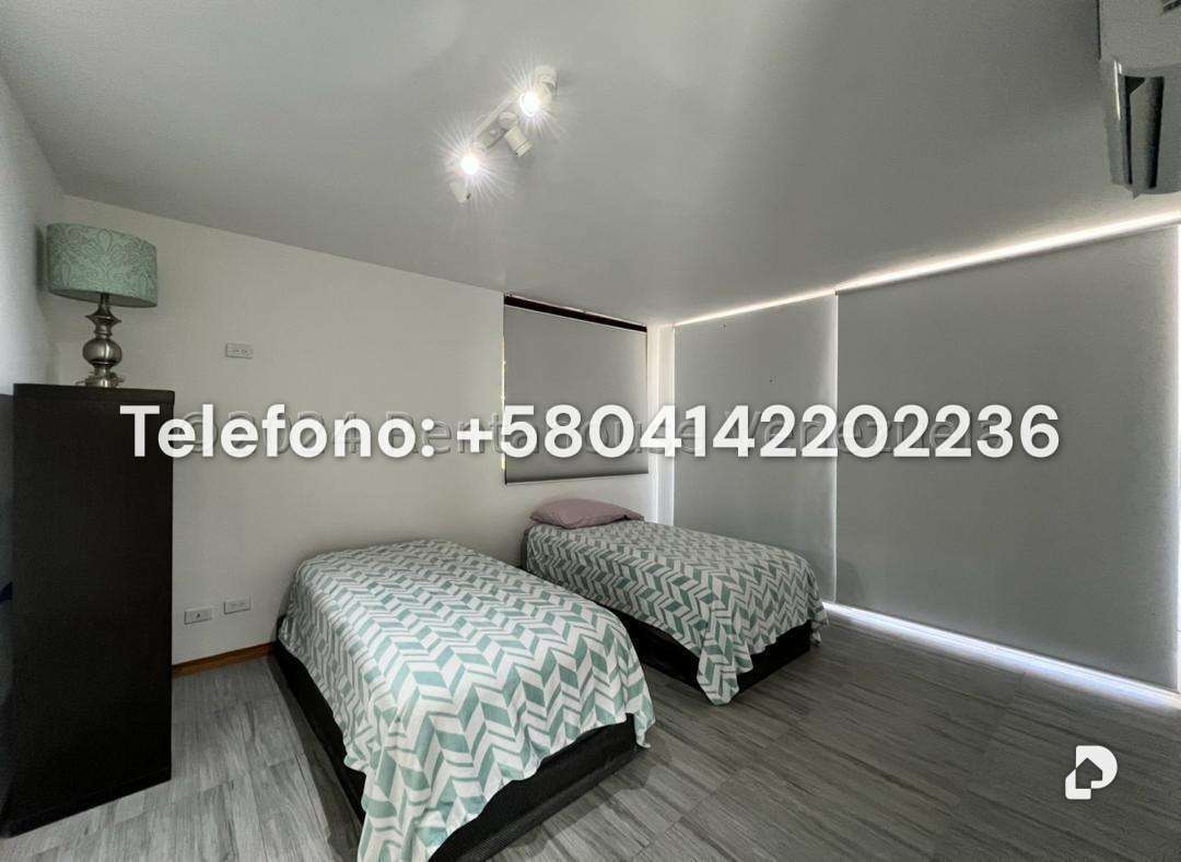 Casa en Prados del Este, Caracas – 26