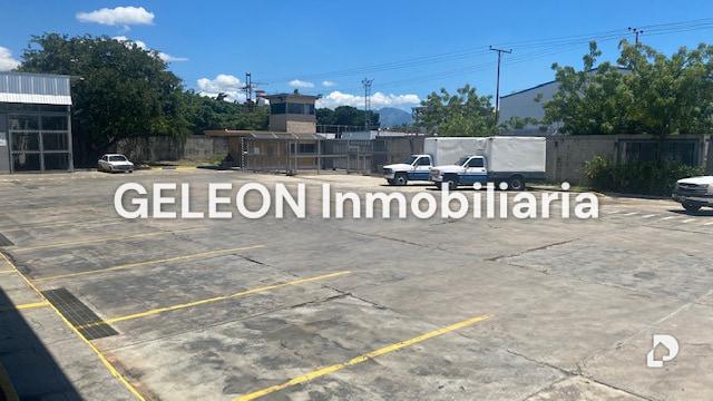 Galpón en Zona Ind. Municipal, Valencia – 3