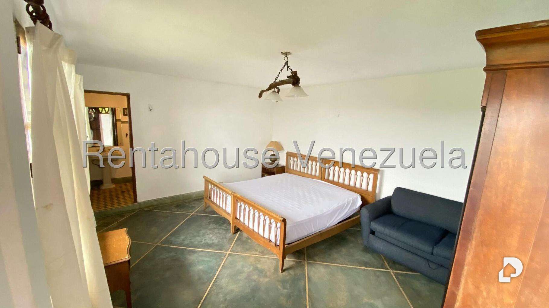 Casa en Sabaneta, Caracas – 37