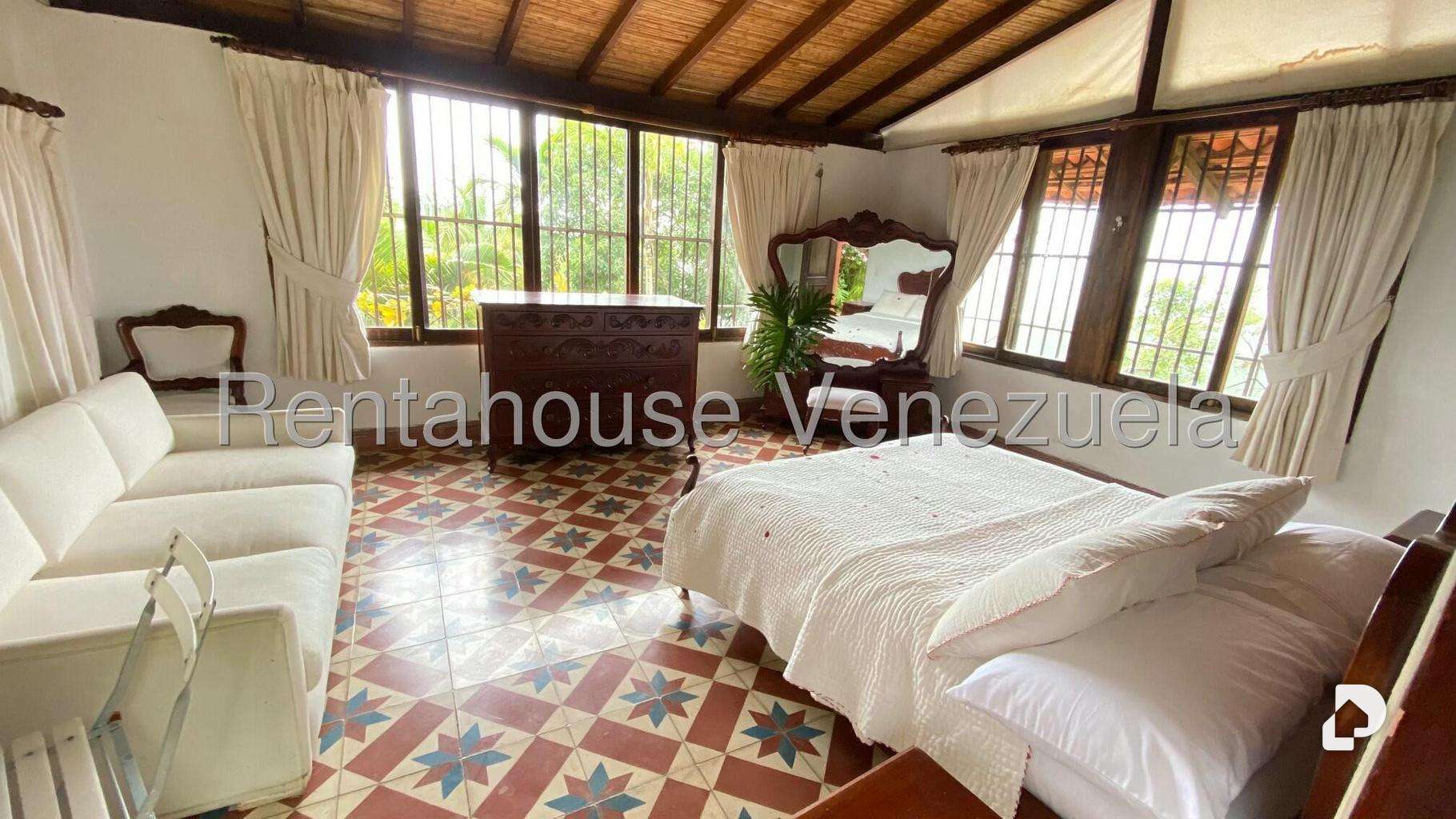 Casa en Sabaneta, Caracas – 34