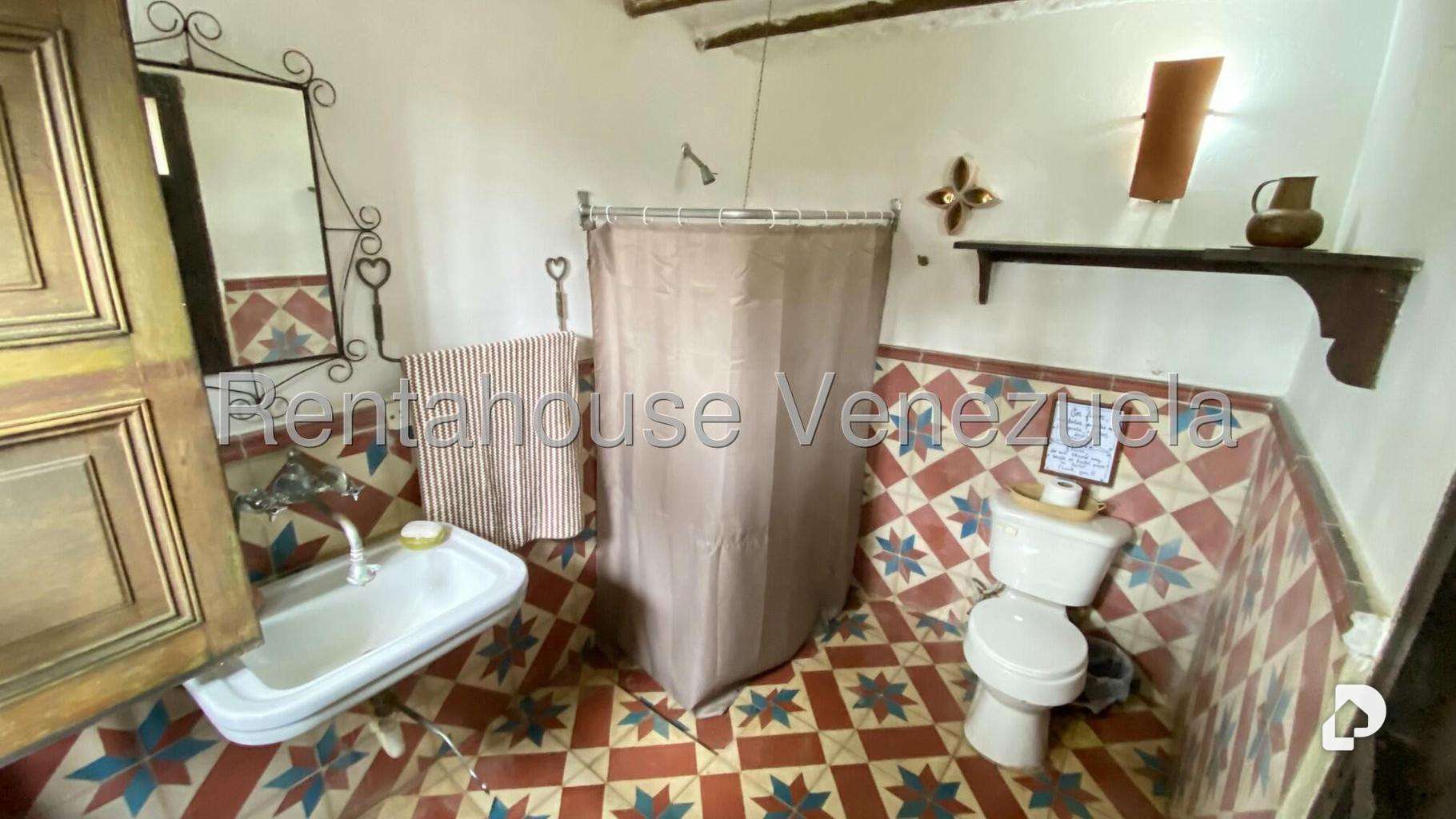 Casa en Sabaneta, Caracas – 20