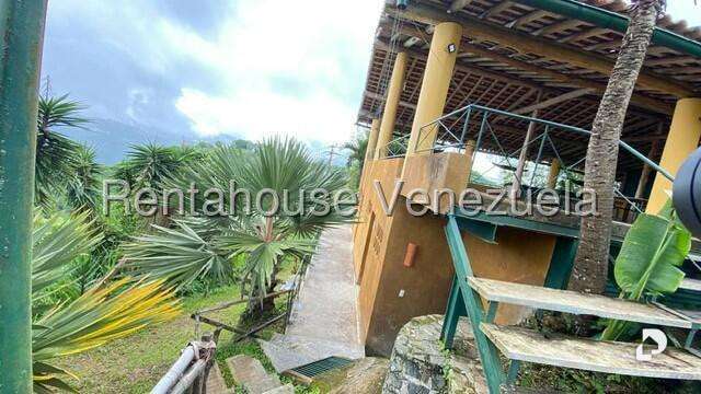 Casa en Sabaneta, Caracas – 61