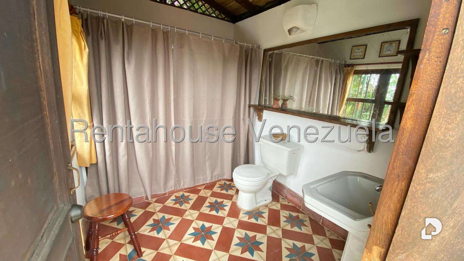 Casa en Sabaneta, Caracas – 33
