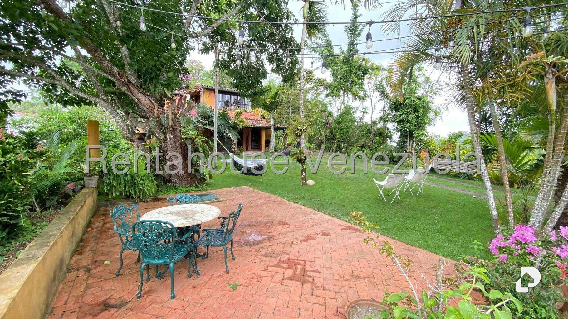 Casa en Sabaneta, Caracas – 26