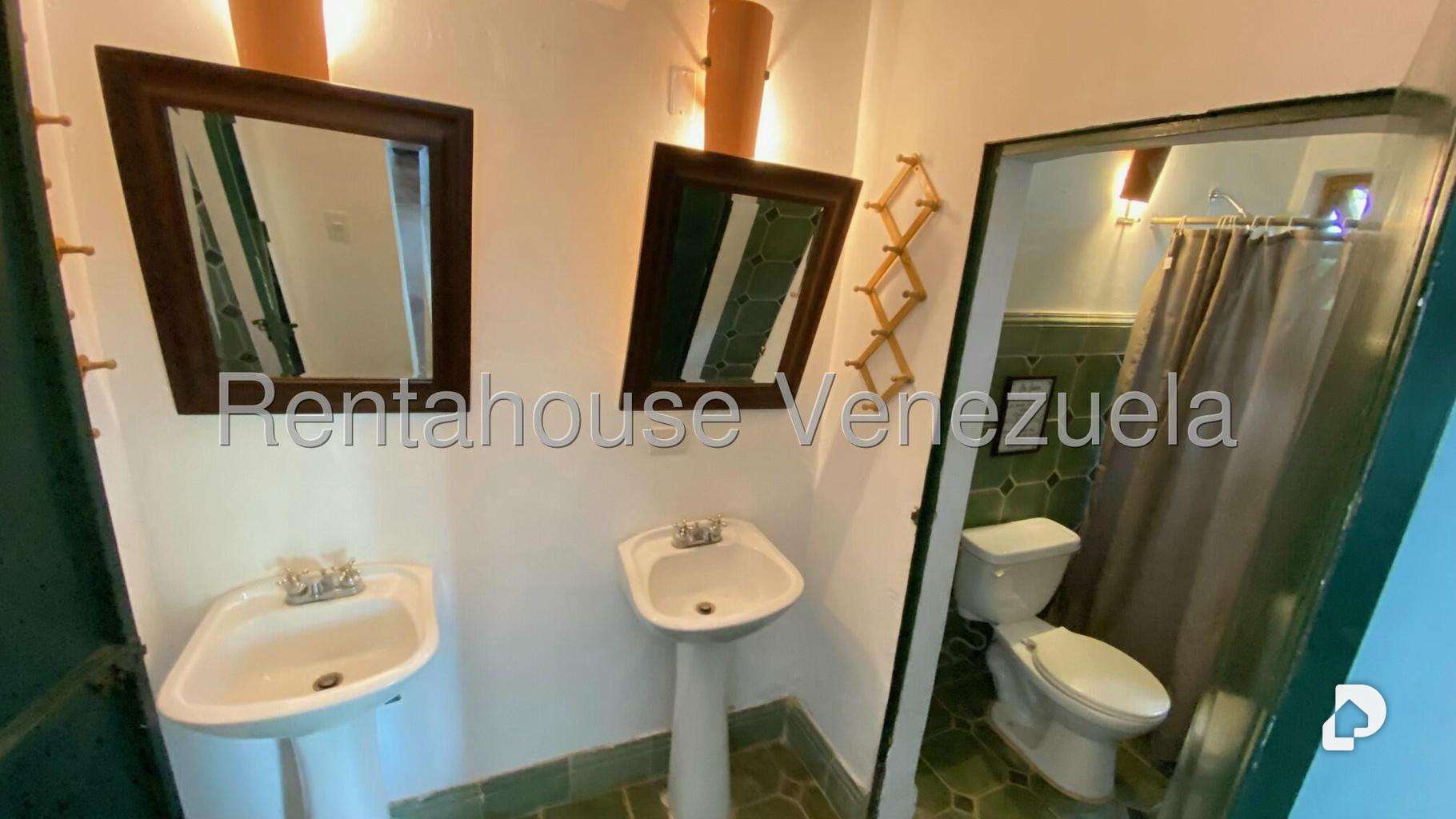 Casa en Sabaneta, Caracas – 55