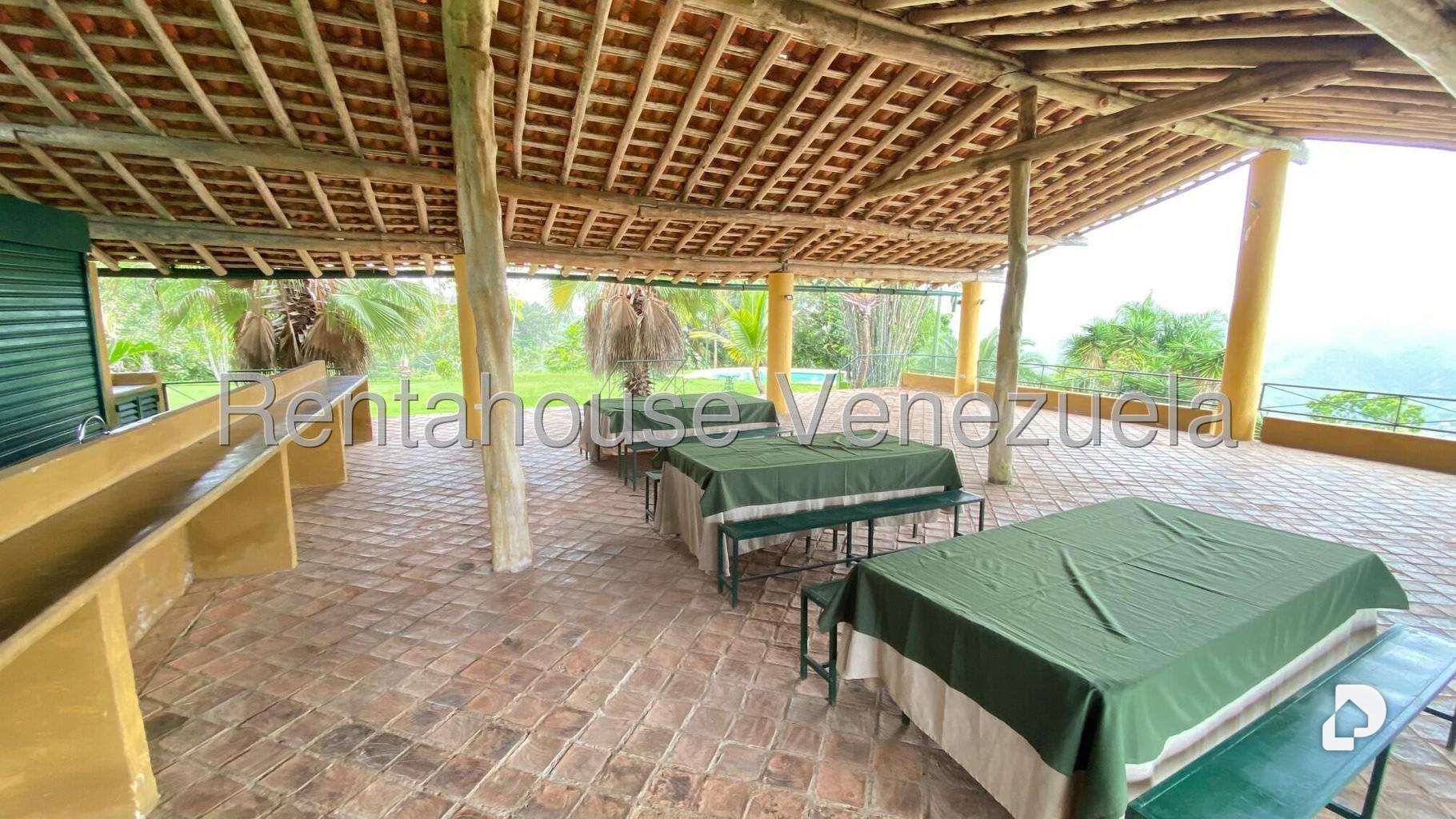 Casa en Sabaneta, Caracas – 65