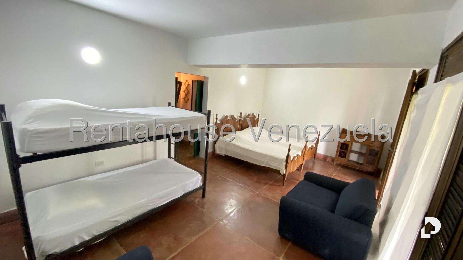 Casa en Sabaneta, Caracas – 54