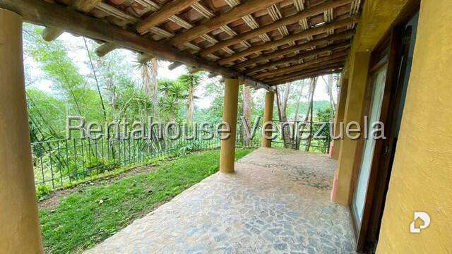 Casa en Sabaneta, Caracas – 52
