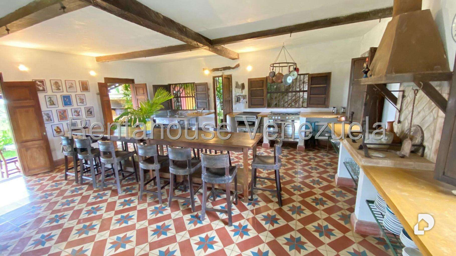 Casa en Sabaneta, Caracas – 15