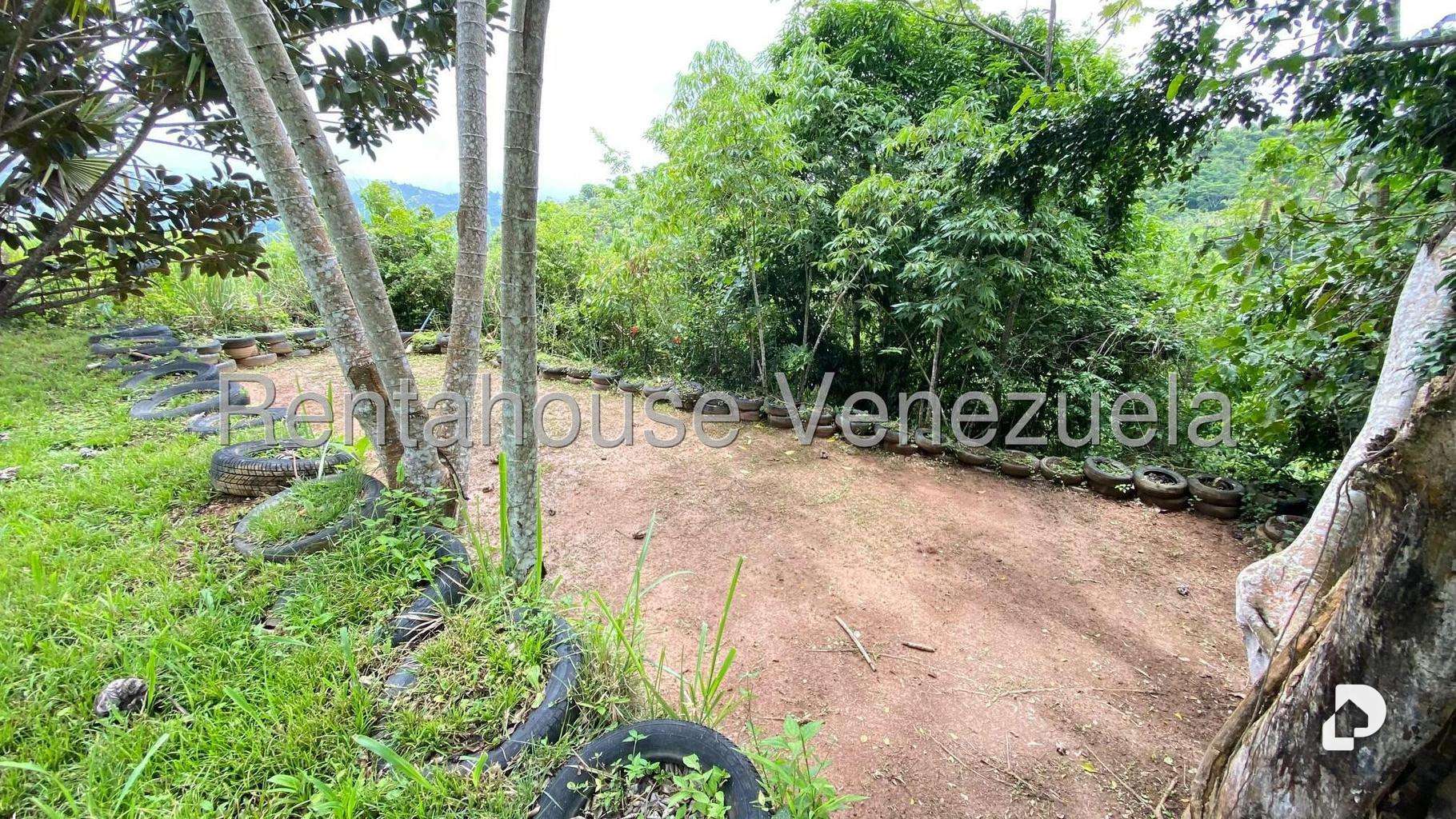 Casa en Sabaneta, Caracas – 78