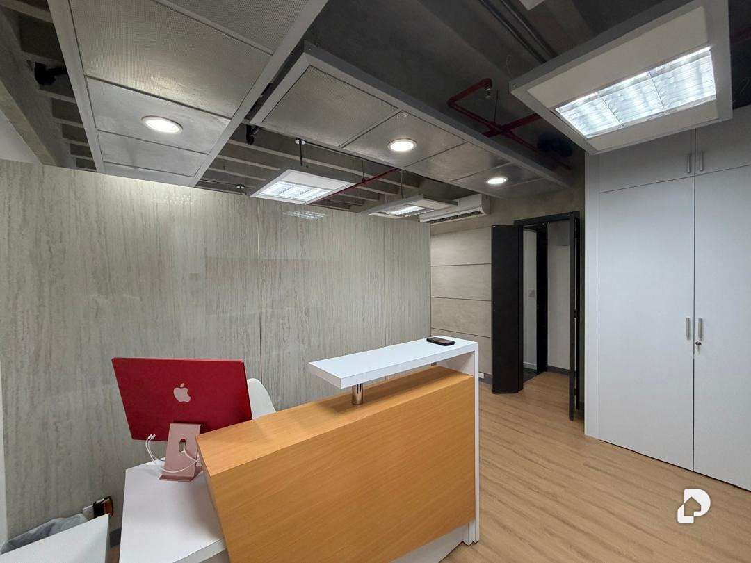 Oficina en Hacienda El Encantado, Caracas – 2