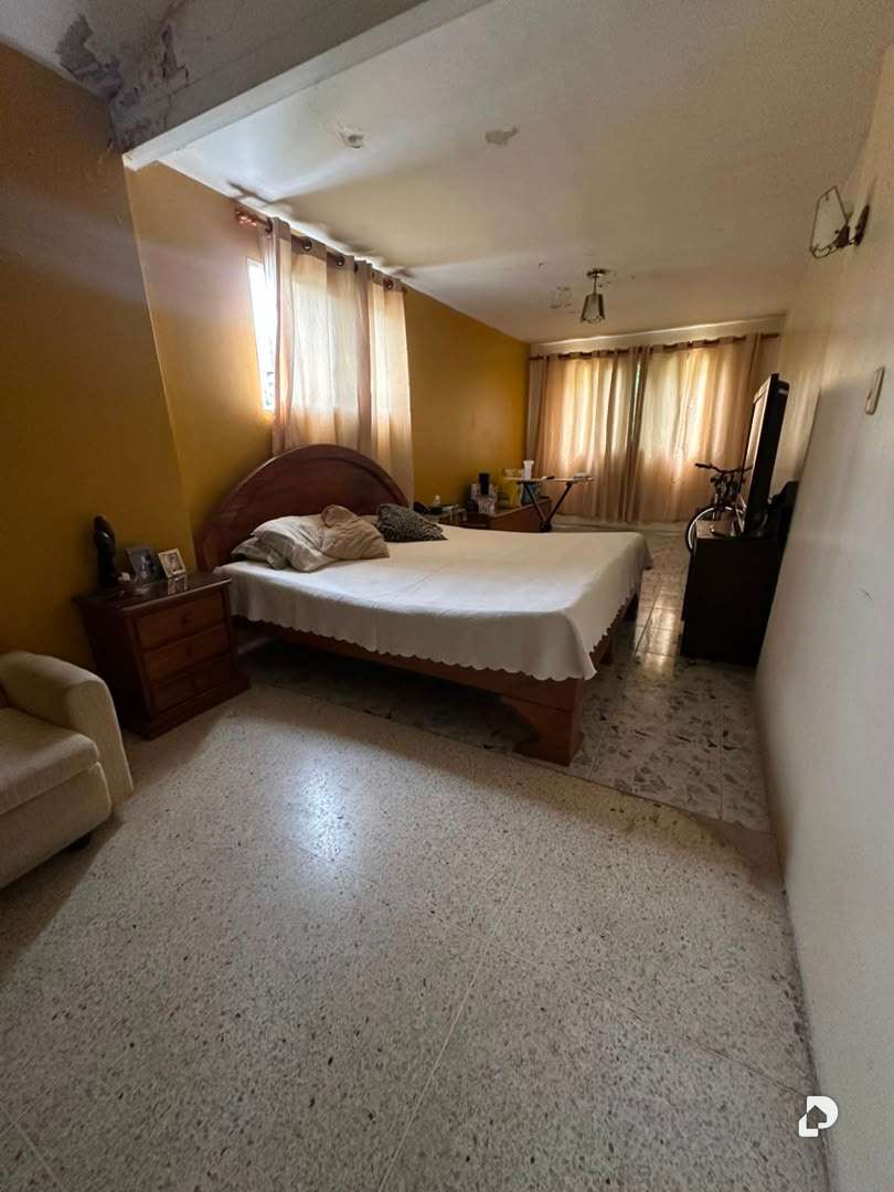 Casa en El Cafetal, Caracas – 25