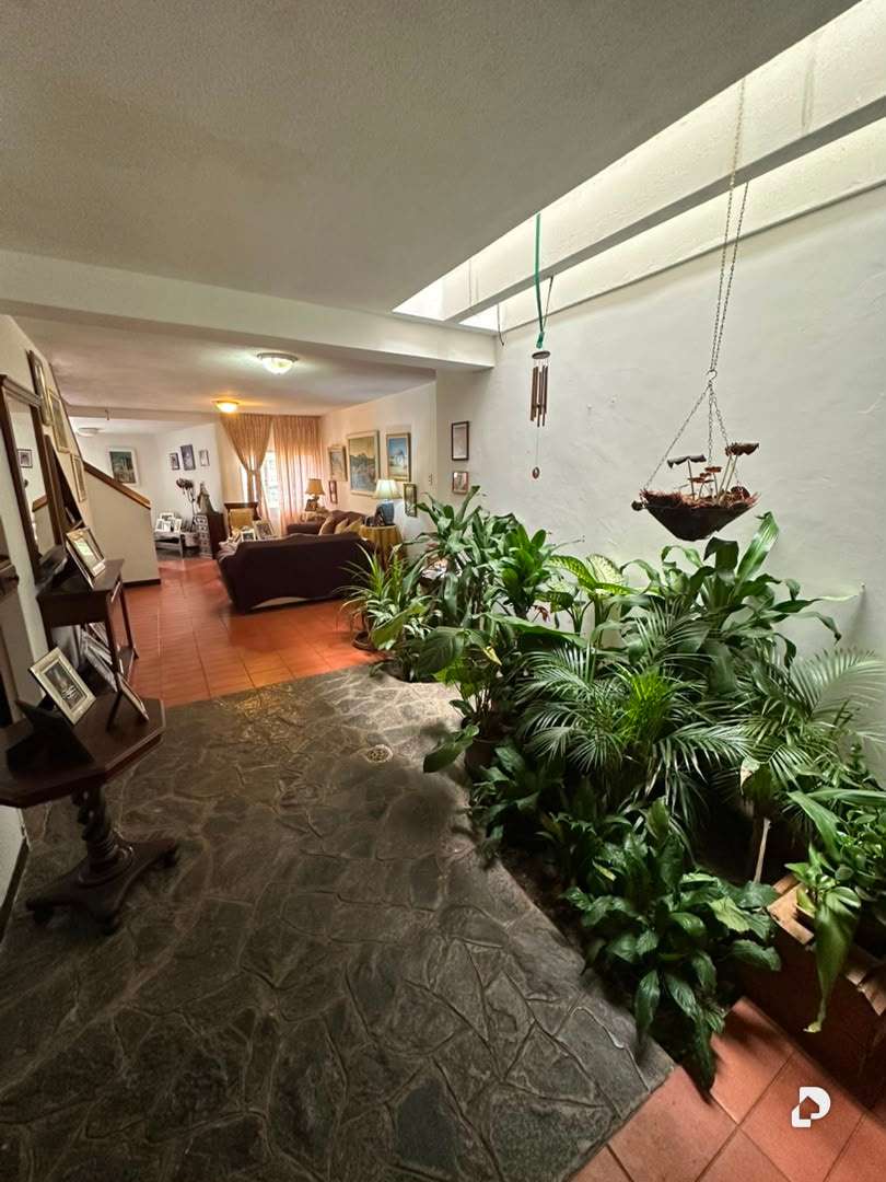 Casa en El Cafetal, Caracas – 8