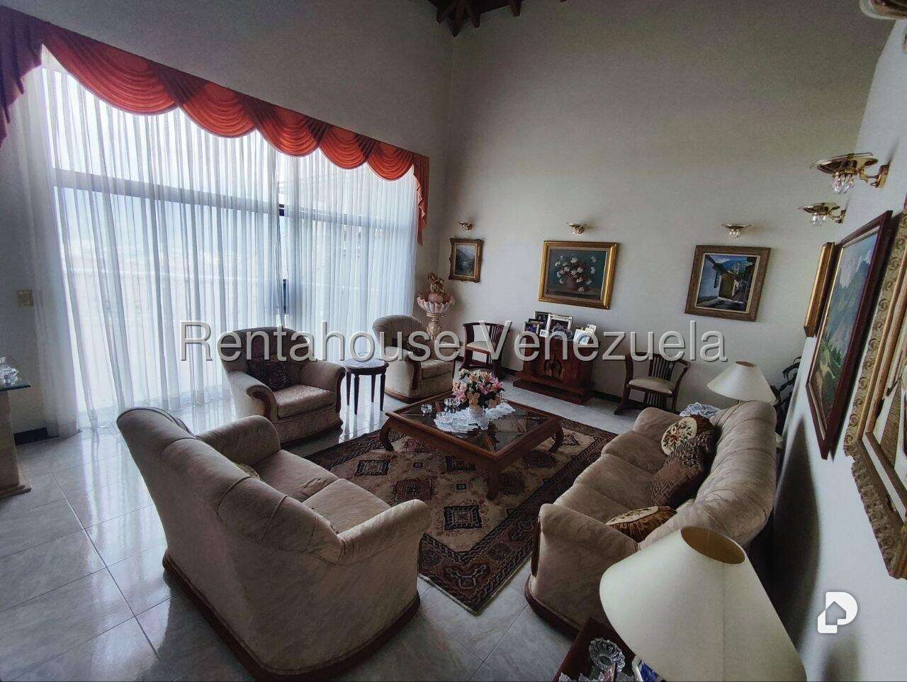 Local comercial en Campo Alegre, Caracas – 22