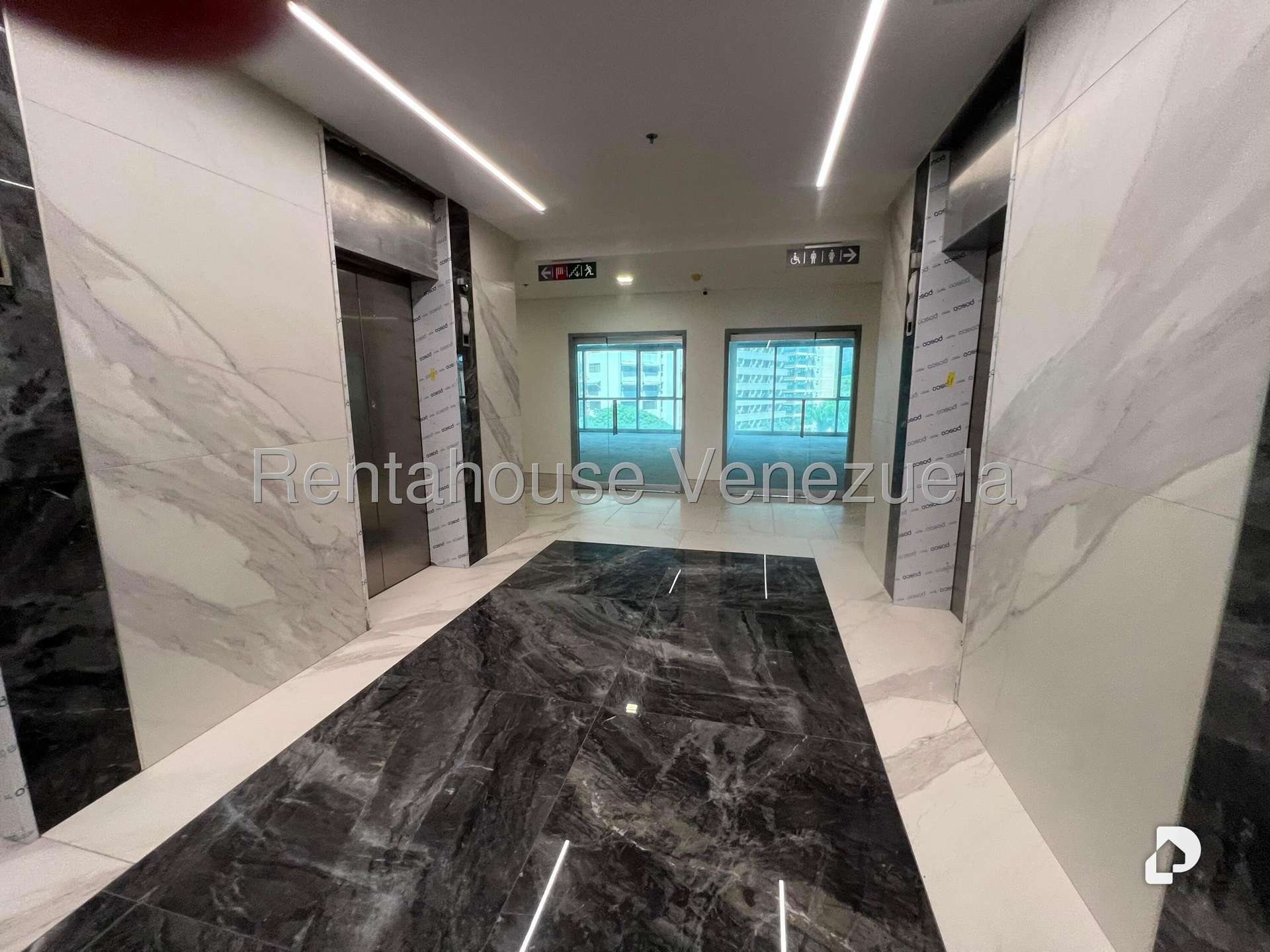 Local comercial en Campo Alegre, Caracas – 6