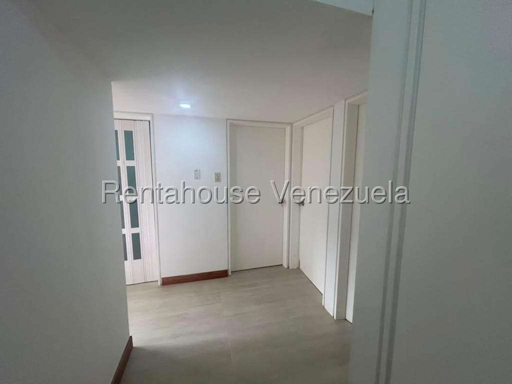 Apartamento en Los Dos Caminos, Caracas