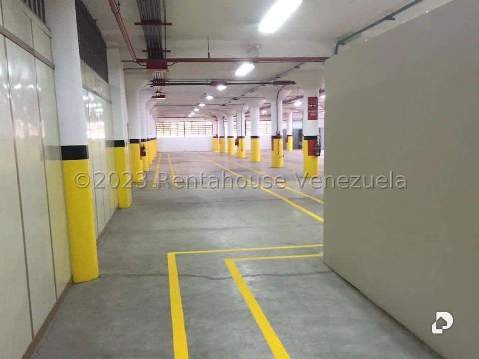 Galpón en Ruiz Pineda, Caracas – 22