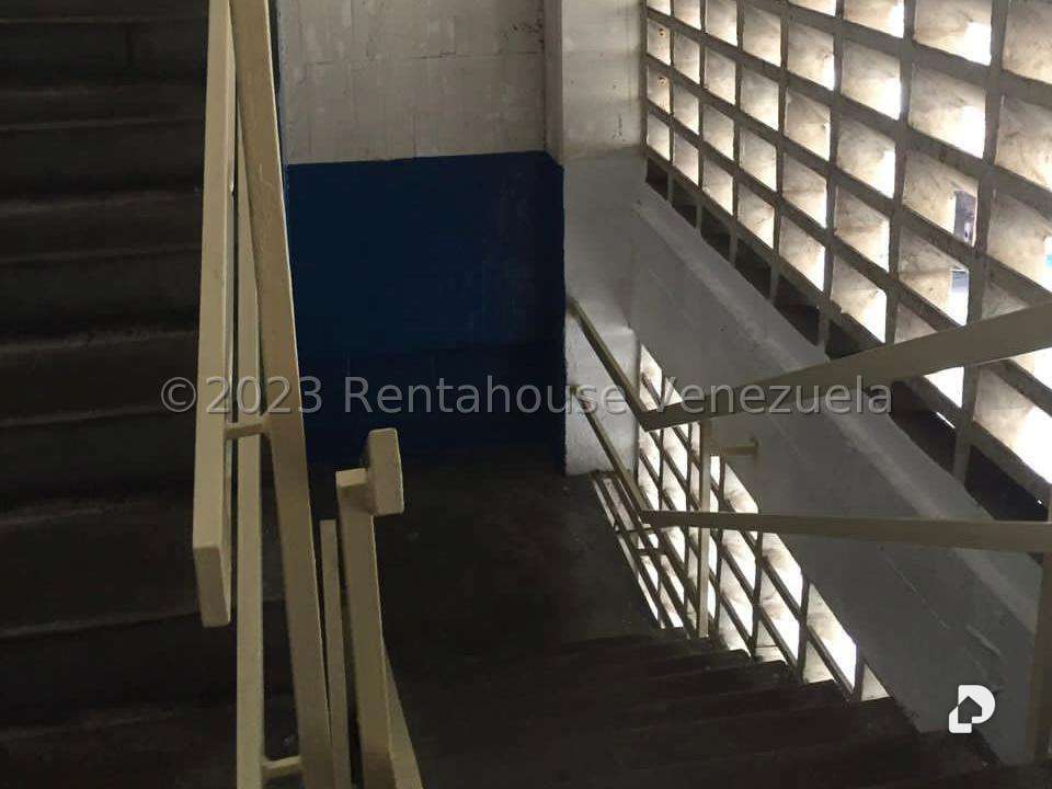 Galpón en Ruiz Pineda, Caracas – 28