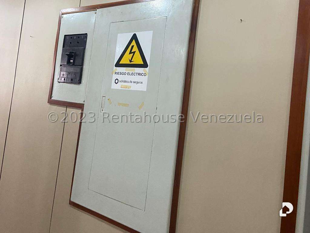 Galpón en Ruiz Pineda, Caracas – 25