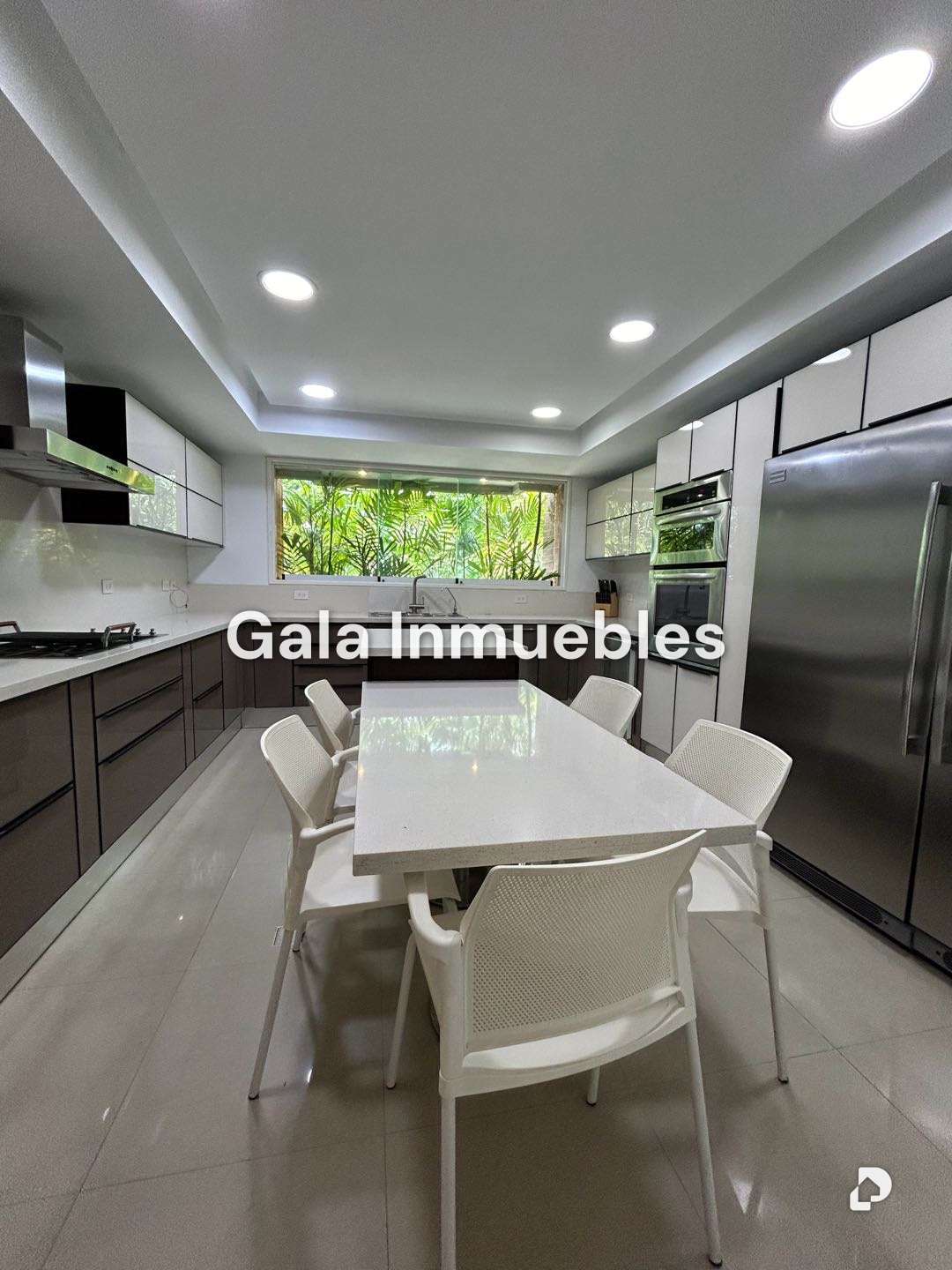 Apartamento en Campo Alegre, Caracas – 15
