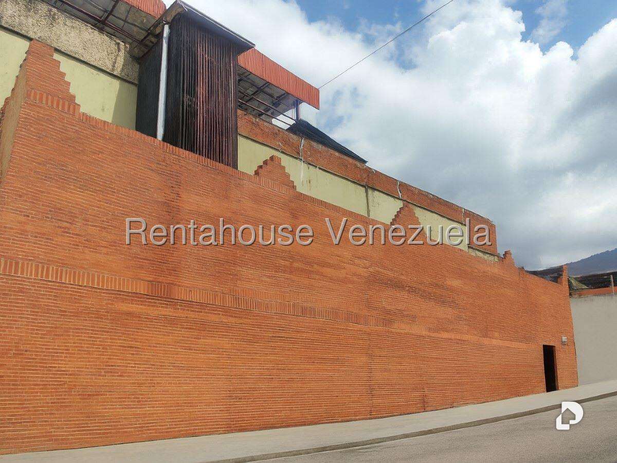 Edificio en Guaicaipuro, Caracas – 1