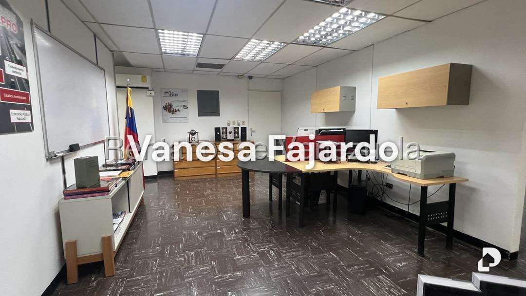 Oficina en Parroquia La Candelaria, Caracas – 8
