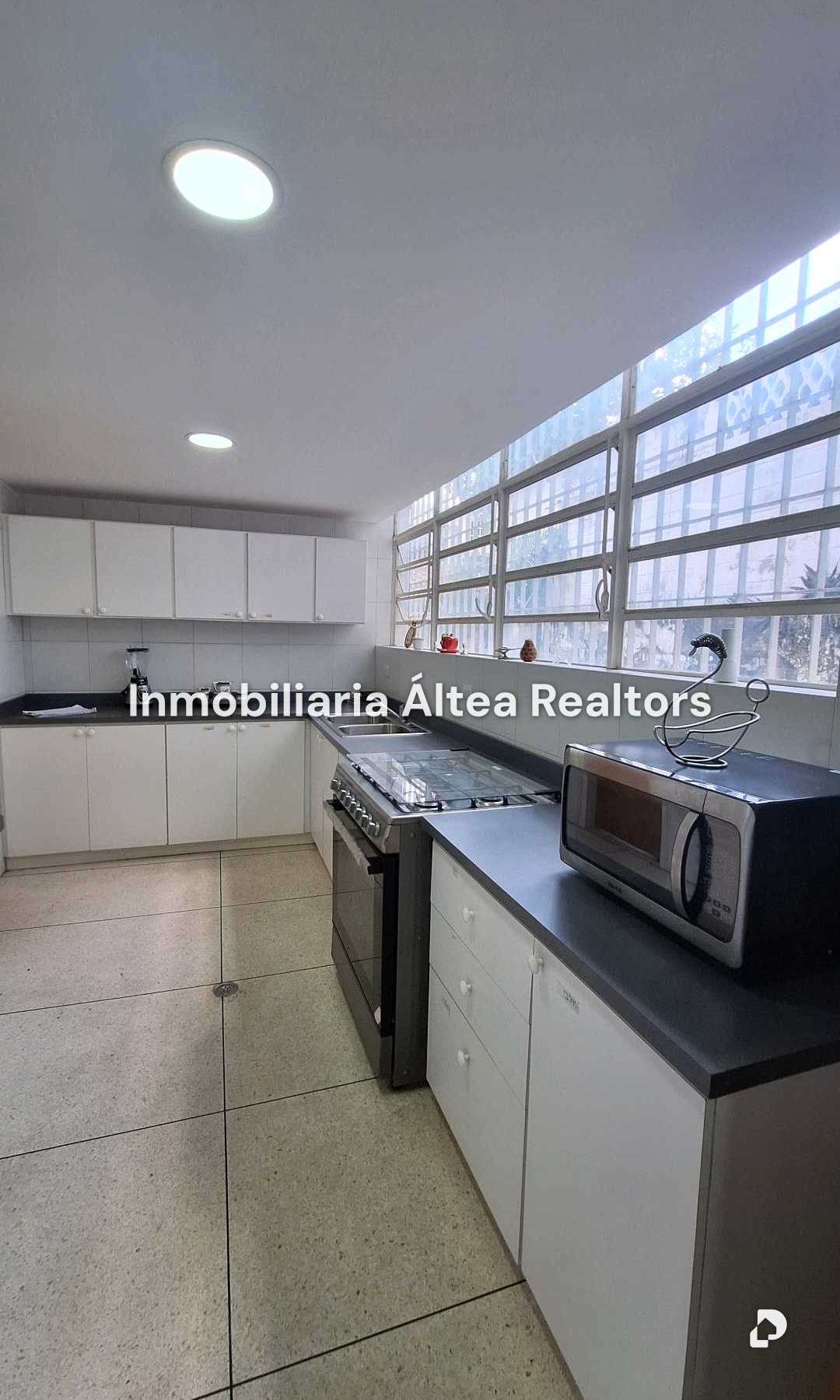 Casa en Sebucan, Caracas – 17