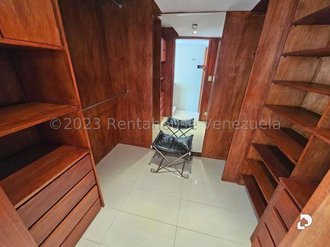 Casa en La Lagunita Country Club, Caracas – 26
